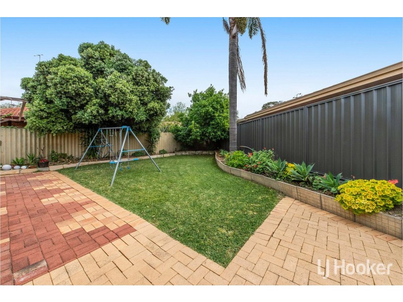 1/4 Kiama Court, Greenfields WA 6210