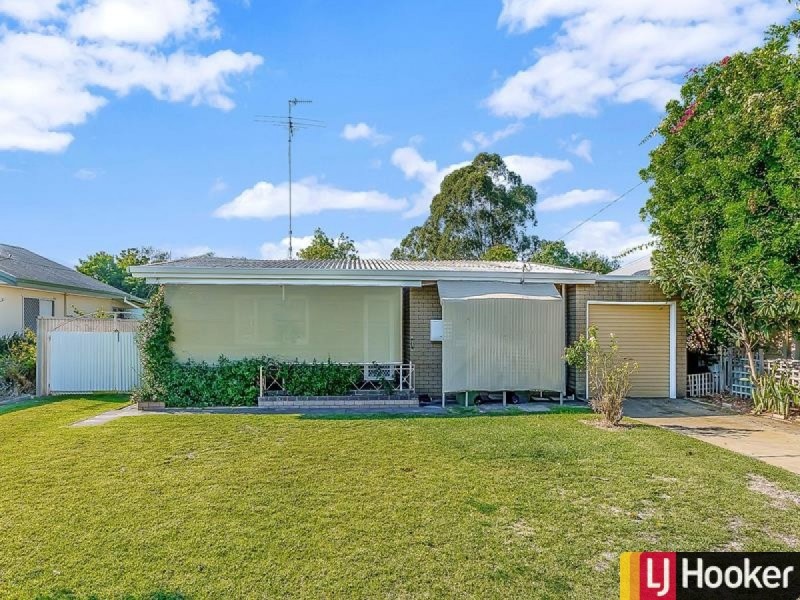 26 Goomarl Street, Dudley Park WA 6210
