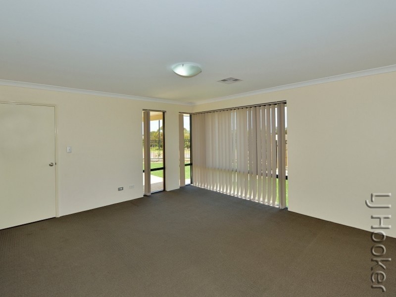 48 Cawana Parkway, Lakelands WA 6180