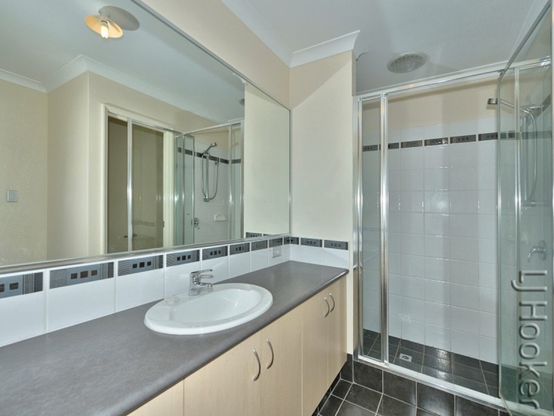 48 Cawana Parkway, Lakelands WA 6180