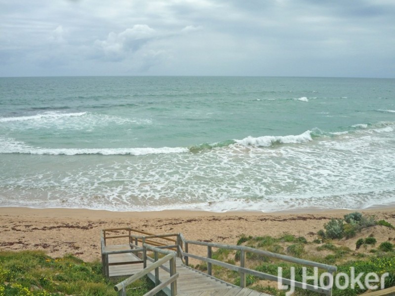 1/16 Mippi Road, Halls Head WA 6210