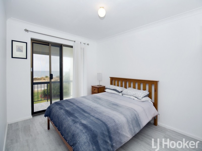 11/24 Halls Head Parade, Halls Head WA 6210