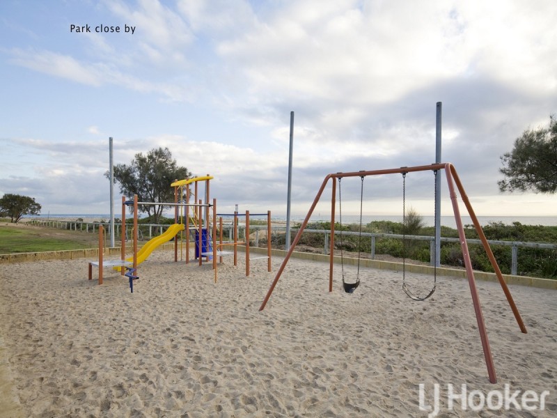 11/24 Halls Head Parade, Halls Head WA 6210