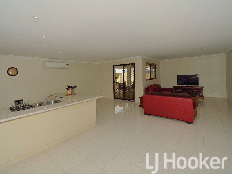 3 Kardan Loop, Falcon WA 6210