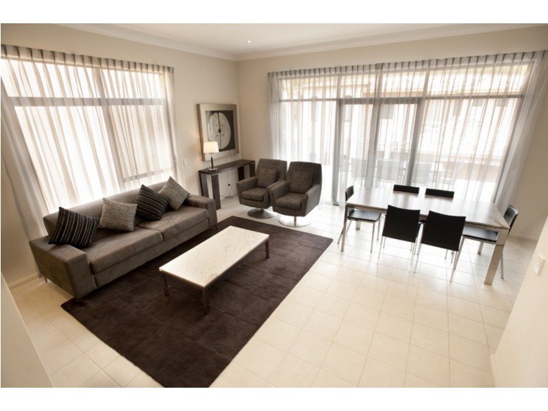 14/2 The Pass, Dawesville WA 6211