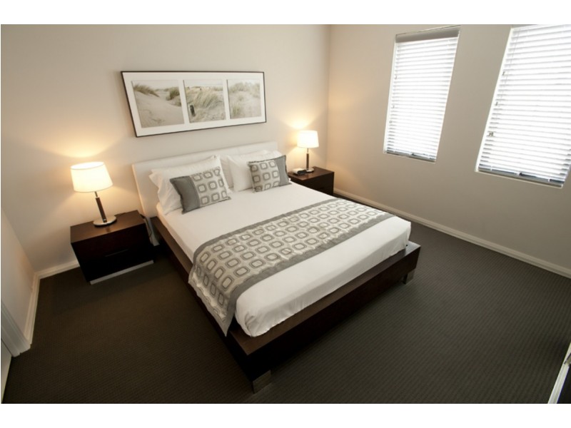 14/2 The Pass, Dawesville WA 6211