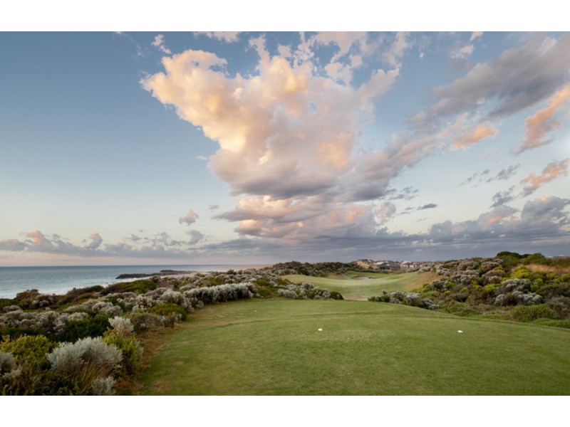 14/2 The Pass, Dawesville WA 6211