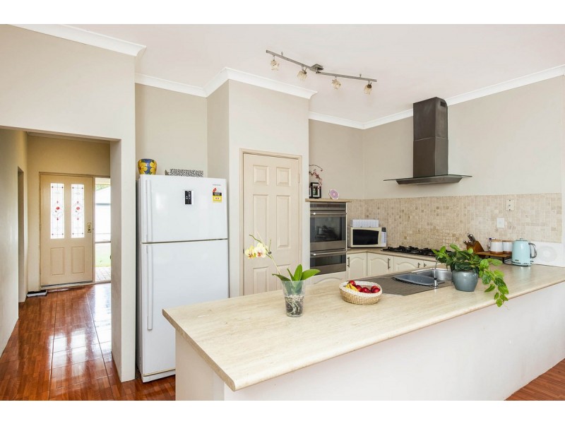 9 Garden Road, Dawesville WA 6211