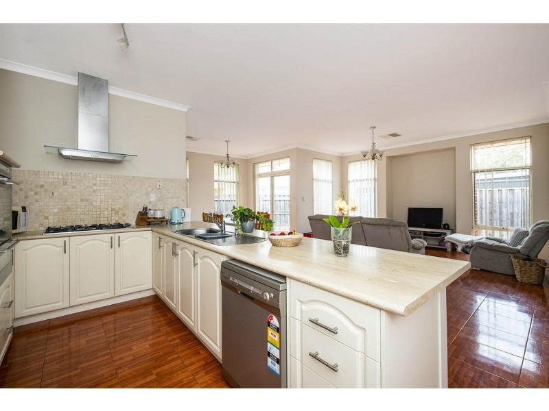 9 Garden Road, Dawesville WA 6211