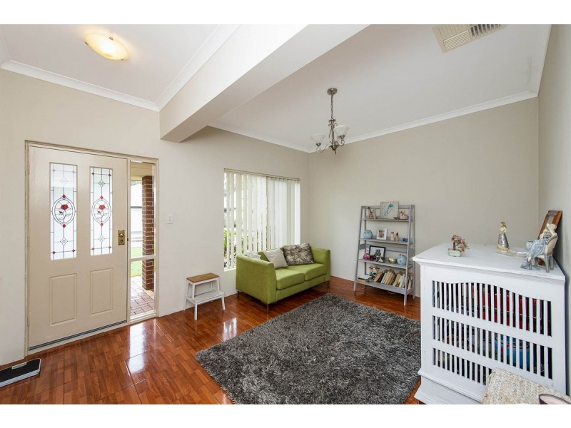 9 Garden Road, Dawesville WA 6211