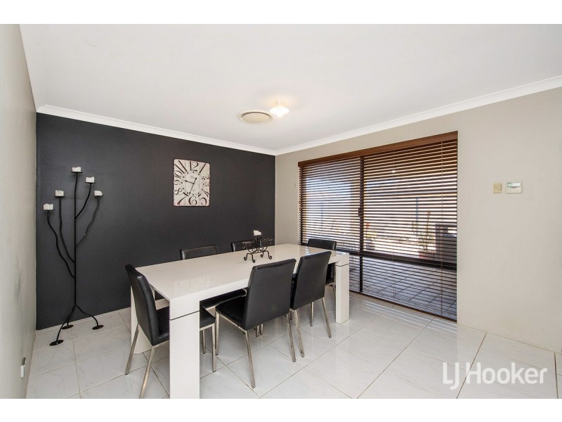 322 Pebble Beach Boulevard, Meadow Springs WA 6210