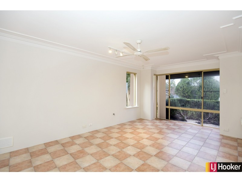 4B Merindah Meander, Falcon WA 6210