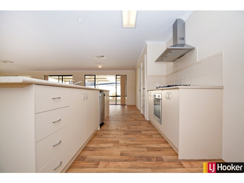 16 Bertha Loop, Dudley Park WA 6210