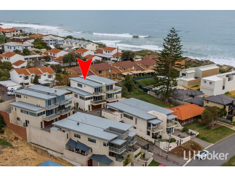 4/23 Oversby Street, Halls Head WA 6210