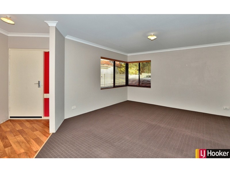 8B Loxton Street, Dudley Park WA 6210