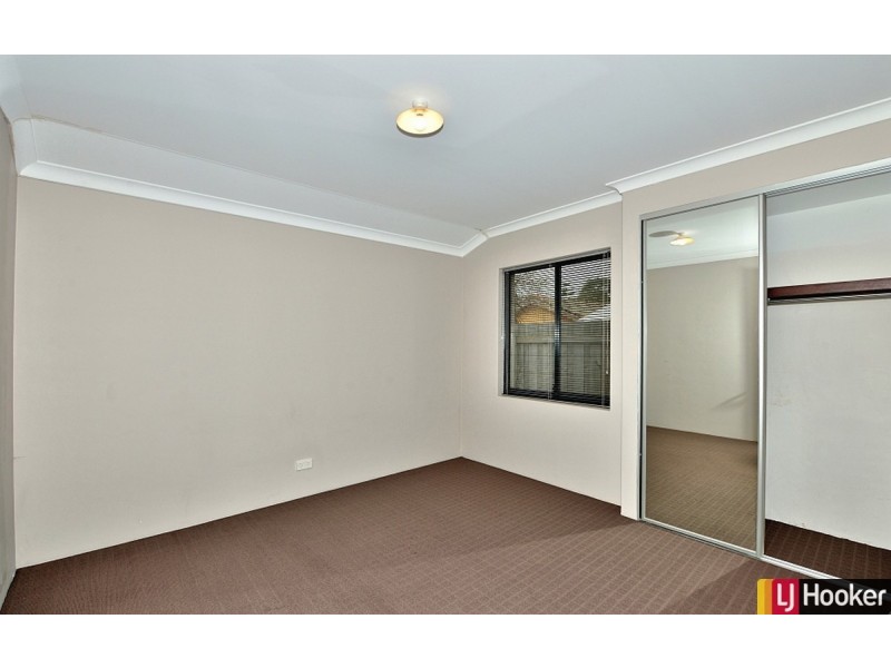 8B Loxton Street, Dudley Park WA 6210