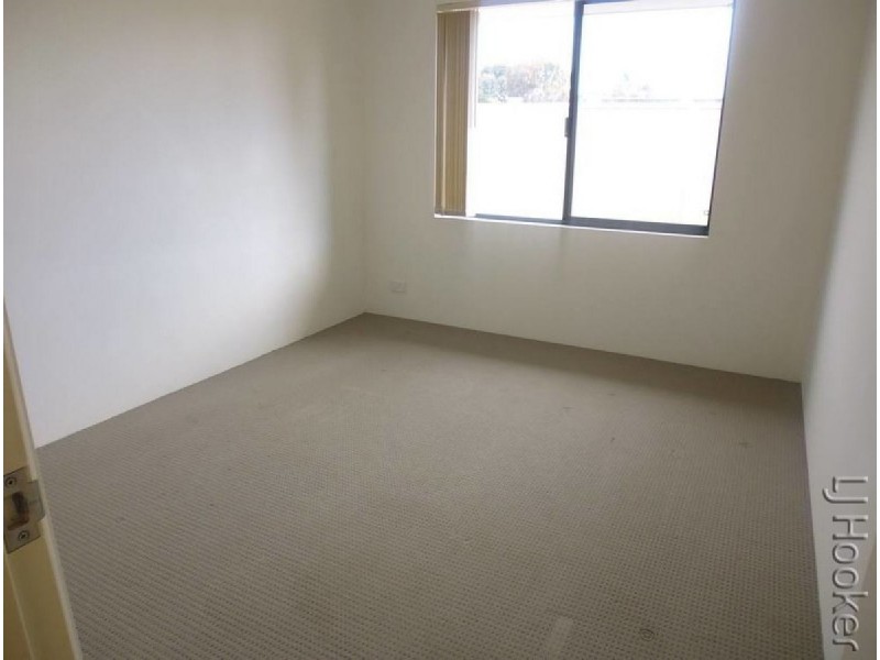 2a McCubbin Loop, Dawesville WA 6211
