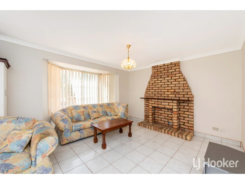 195 Mclarty Road, Halls Head WA 6210