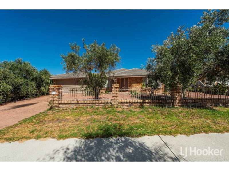 195 Mclarty Road, Halls Head WA 6210