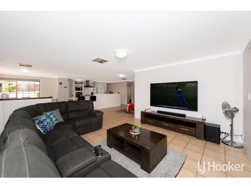 38 Mariners Cove Drive, Dudley Park WA 6210