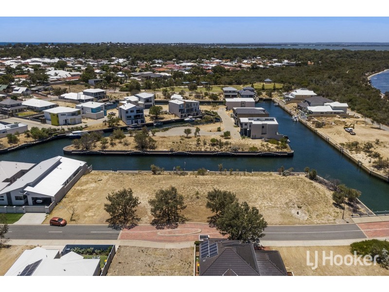 46 Estuary Place, Wannanup WA 6210