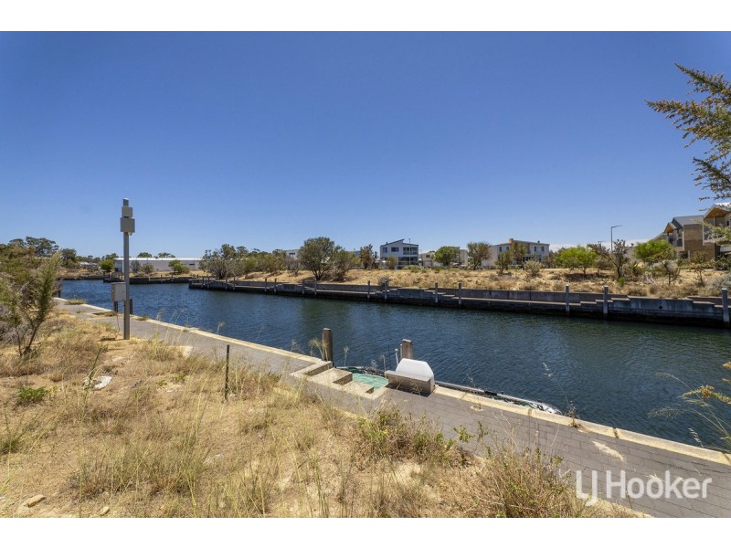 46 Estuary Place, Wannanup WA 6210