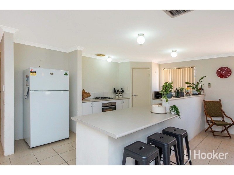 2a McCubbin Loop, Dawesville WA 6211