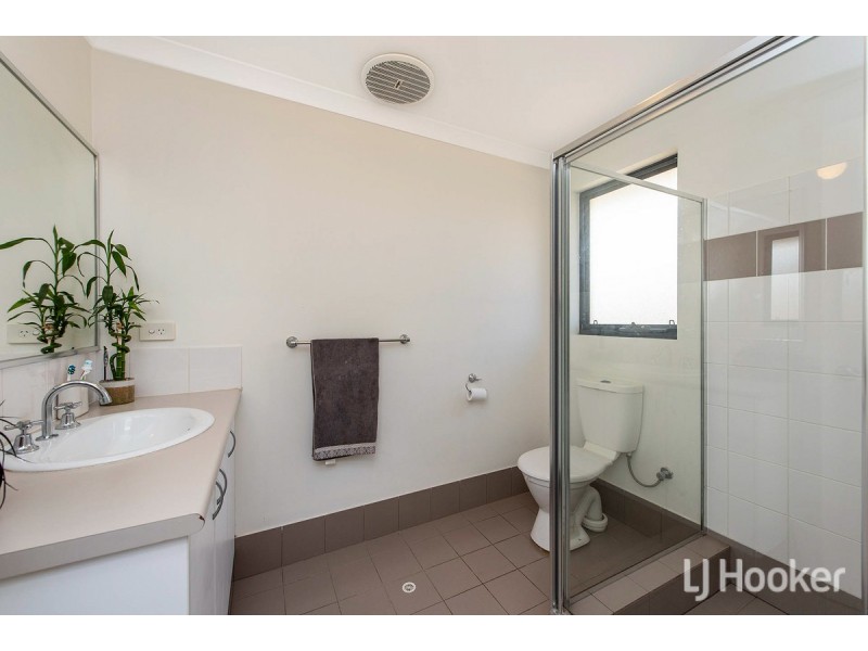 2a McCubbin Loop, Dawesville WA 6211