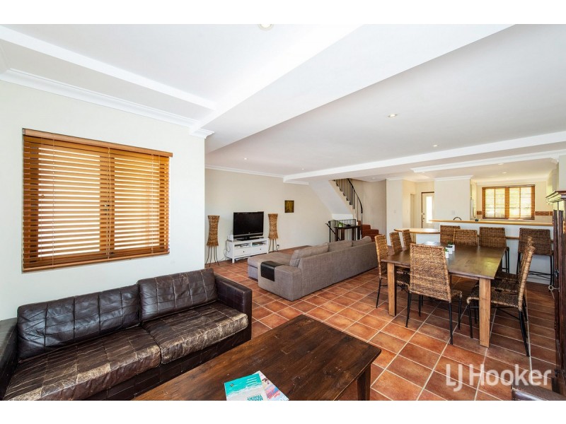 15/18 Port Quays, Wannanup WA 6210