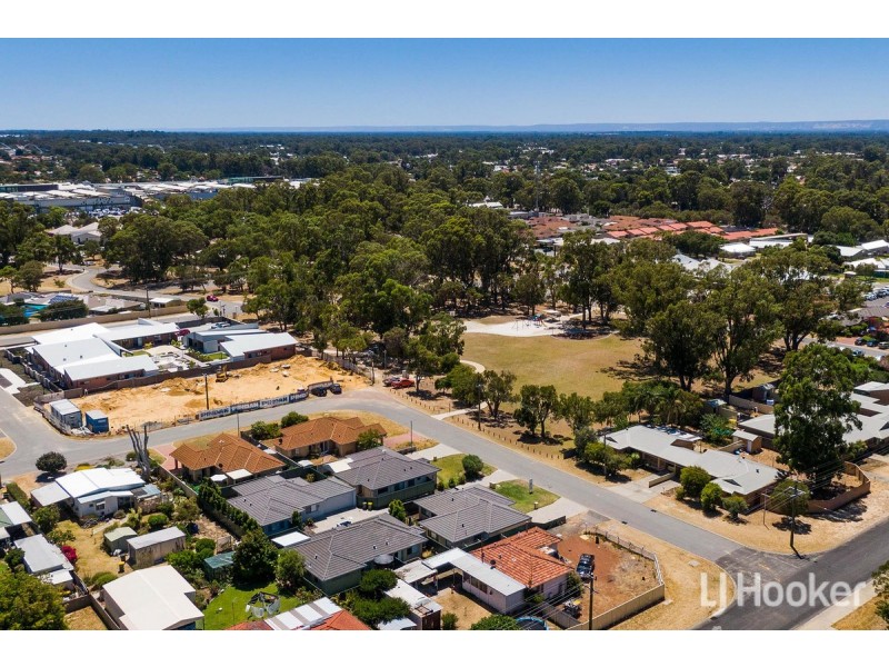 21D Fourth Avenue, Mandurah WA 6210