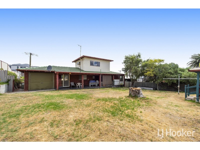 18 Acheron Road, San Remo WA 6210