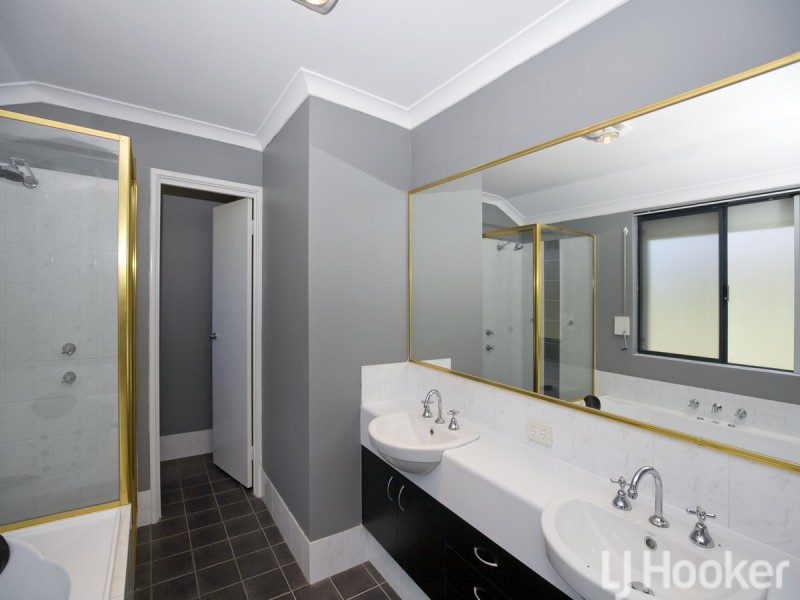 14 Bibbulmun Meander, Ravenswood WA 6208