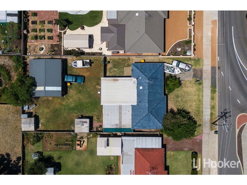 2A Wyeree Road, Mandurah WA 6210