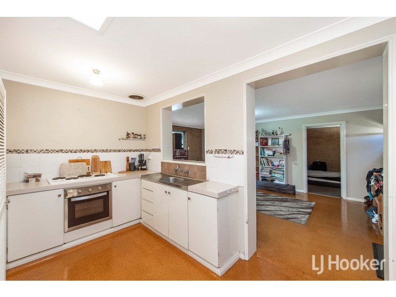 2A Wyeree Road, Mandurah WA 6210