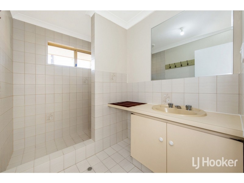 2/15 Newstead Close, Halls Head WA 6210