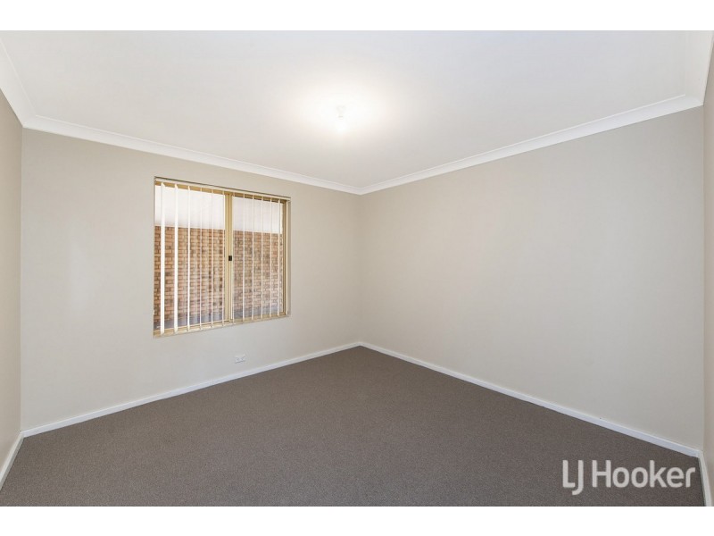 2/15 Newstead Close, Halls Head WA 6210