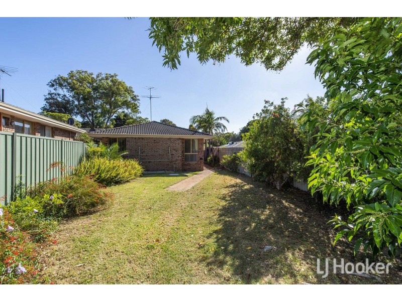 2/15 Newstead Close, Halls Head WA 6210