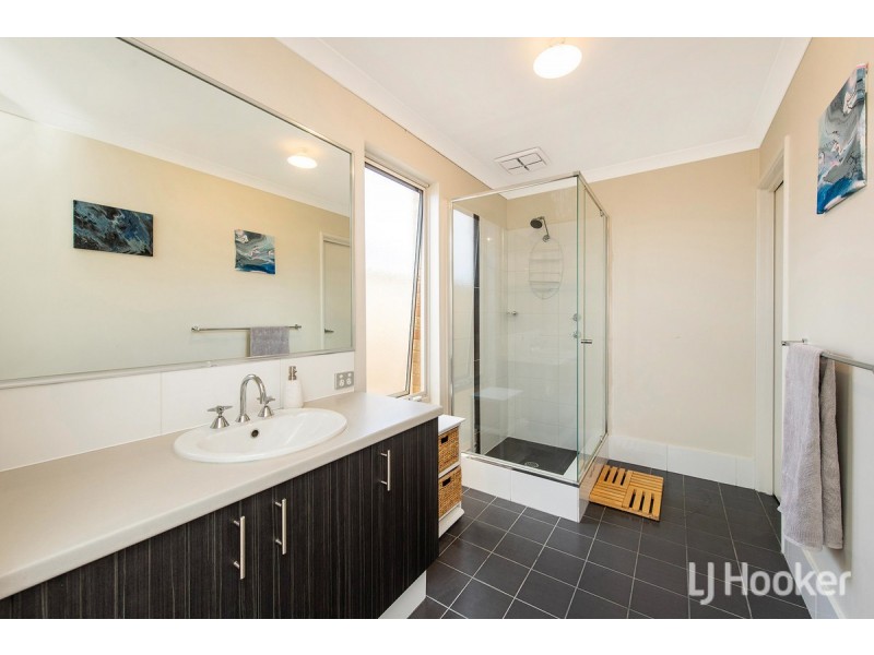 52 Greenville Vista, Meadow Springs WA 6210