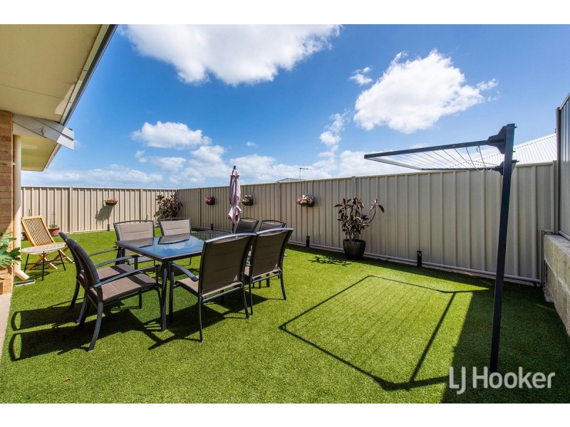 52 Greenville Vista, Meadow Springs WA 6210