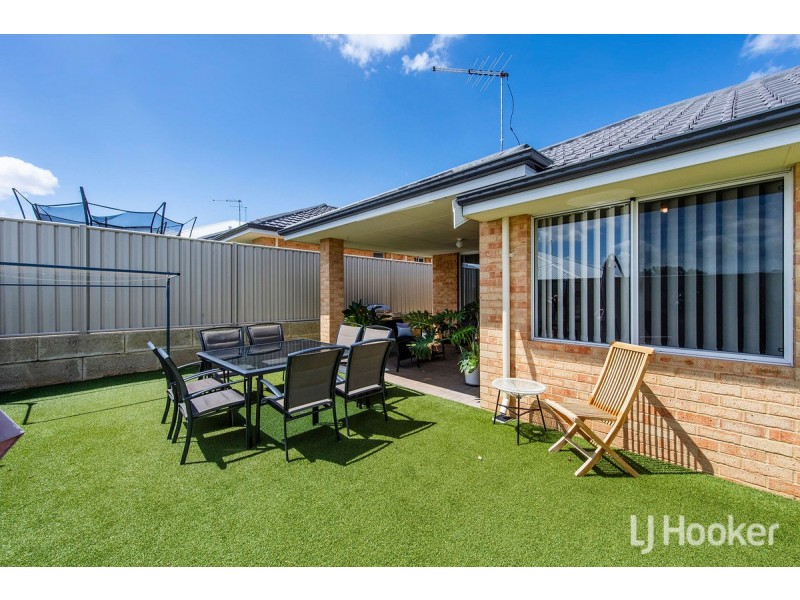 52 Greenville Vista, Meadow Springs WA 6210