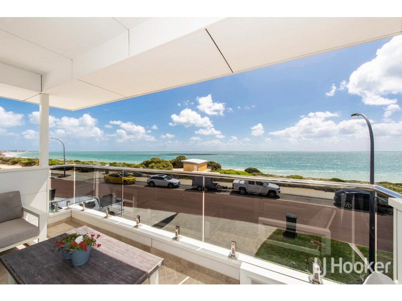 38 Acerosa Boulevard, Halls Head WA 6210