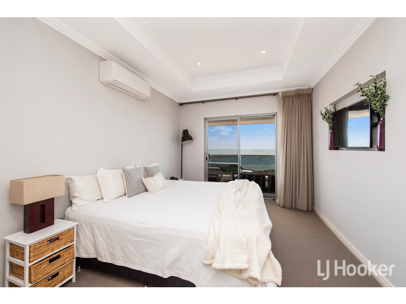 38 Acerosa Boulevard, Halls Head WA 6210