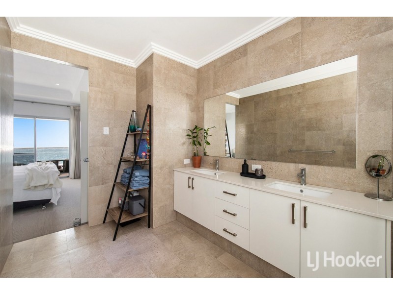 38 Acerosa Boulevard, Halls Head WA 6210