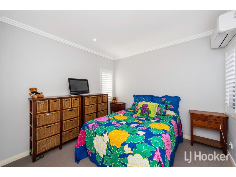 38 Acerosa Boulevard, Halls Head WA 6210