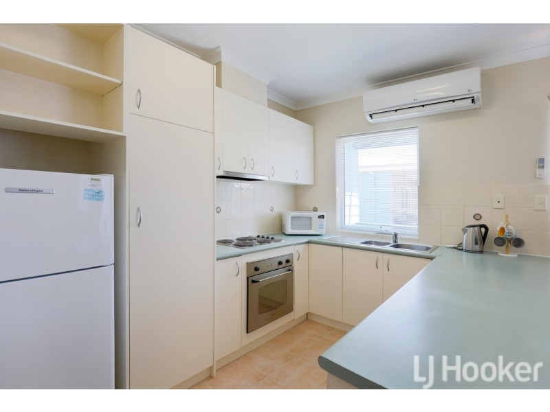 40/20 Apollo Place, Halls Head WA 6210