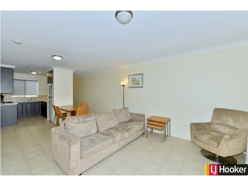 11/1 Lakes Crescent, South Yunderup WA 6208