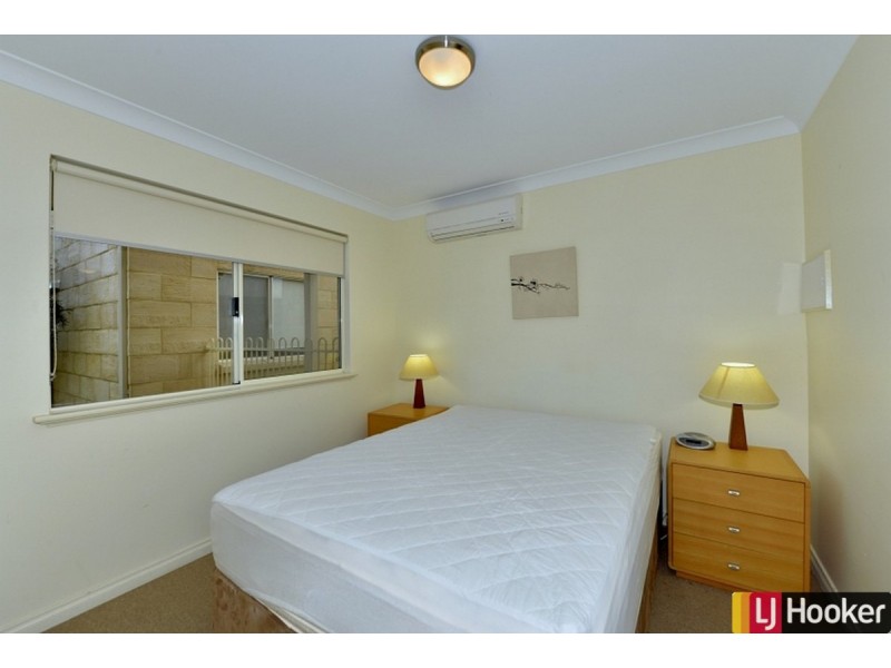 11/1 Lakes Crescent, South Yunderup WA 6208