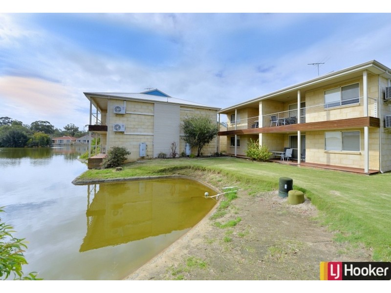 11/1 Lakes Crescent, South Yunderup WA 6208