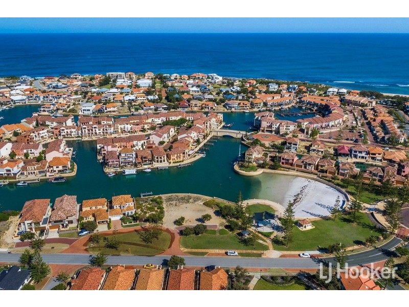 58 Batavia Avenue, Wannanup WA 6210