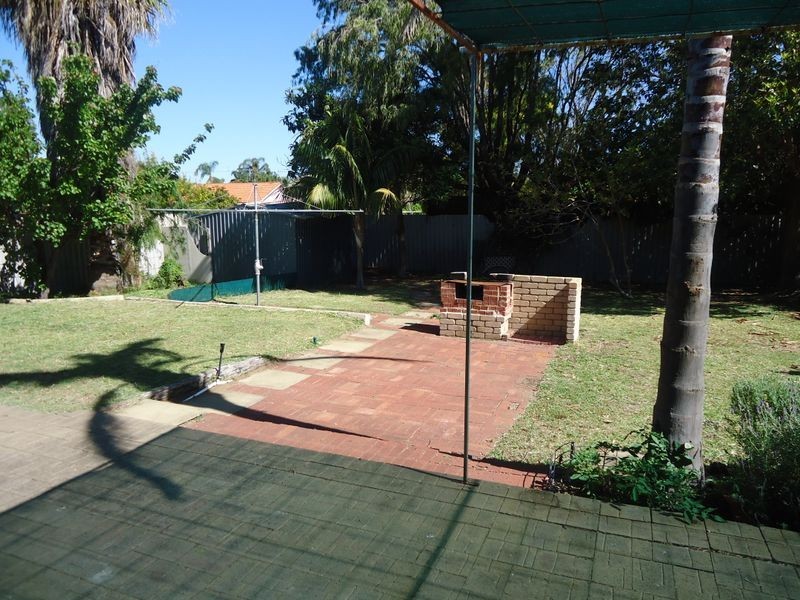 3 Loaring Street, Mandurah WA 6210